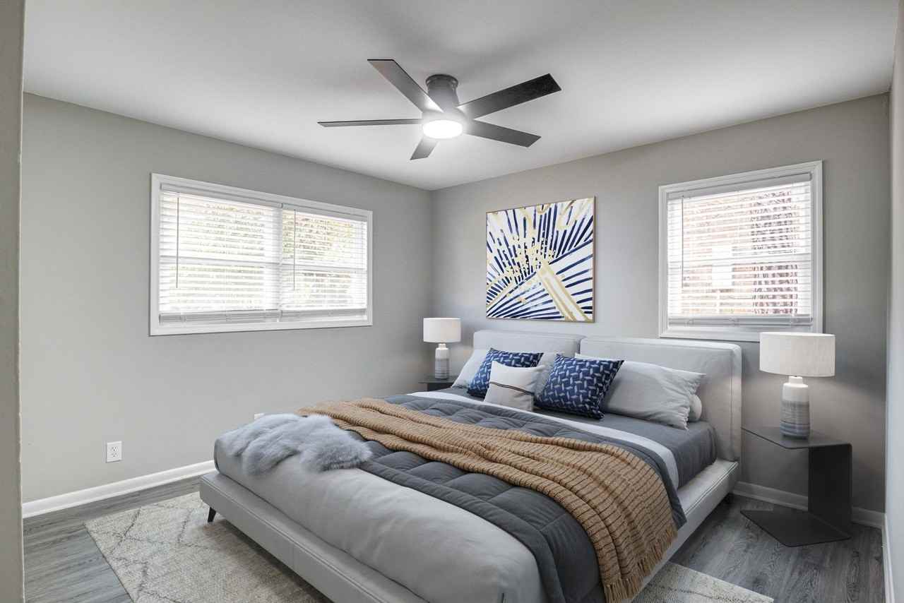 106 104-106-18 W. Stinson St - 106 W. Stinson St - Photo 3 of 20