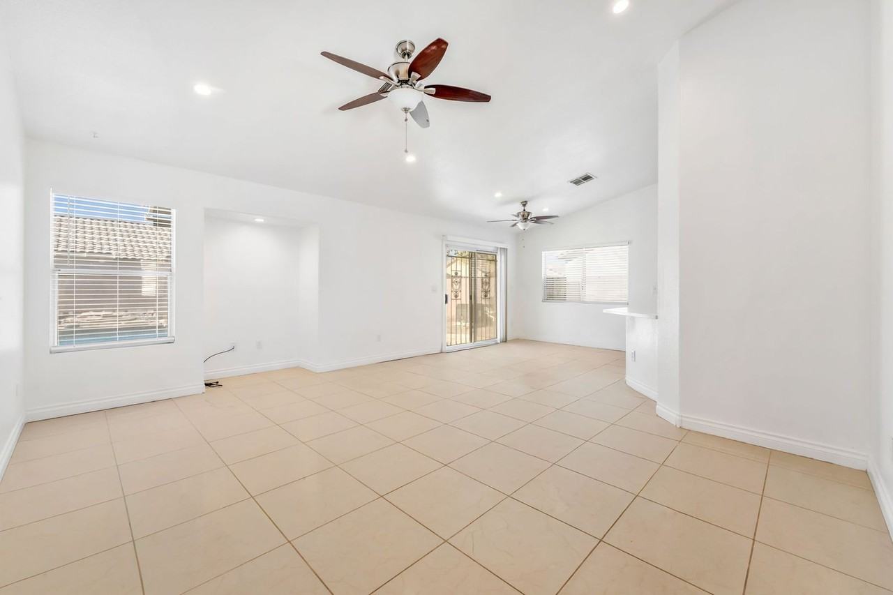5309 French Lavender St - Photo 3 of 20