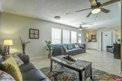 315 SE Warwick Wy - Photo 1 of 1