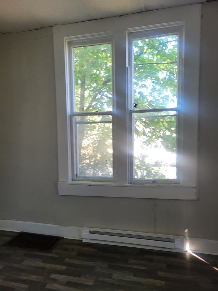 2710 W Antoinette St - Photo 6 of 31
