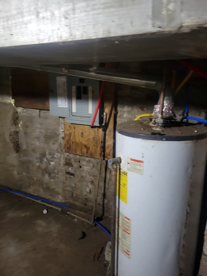 2710 W Antoinette St - Photo 3 of 31