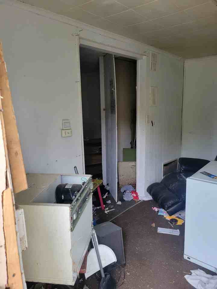 1714 S Lydia Ave - Photo 3 of 37