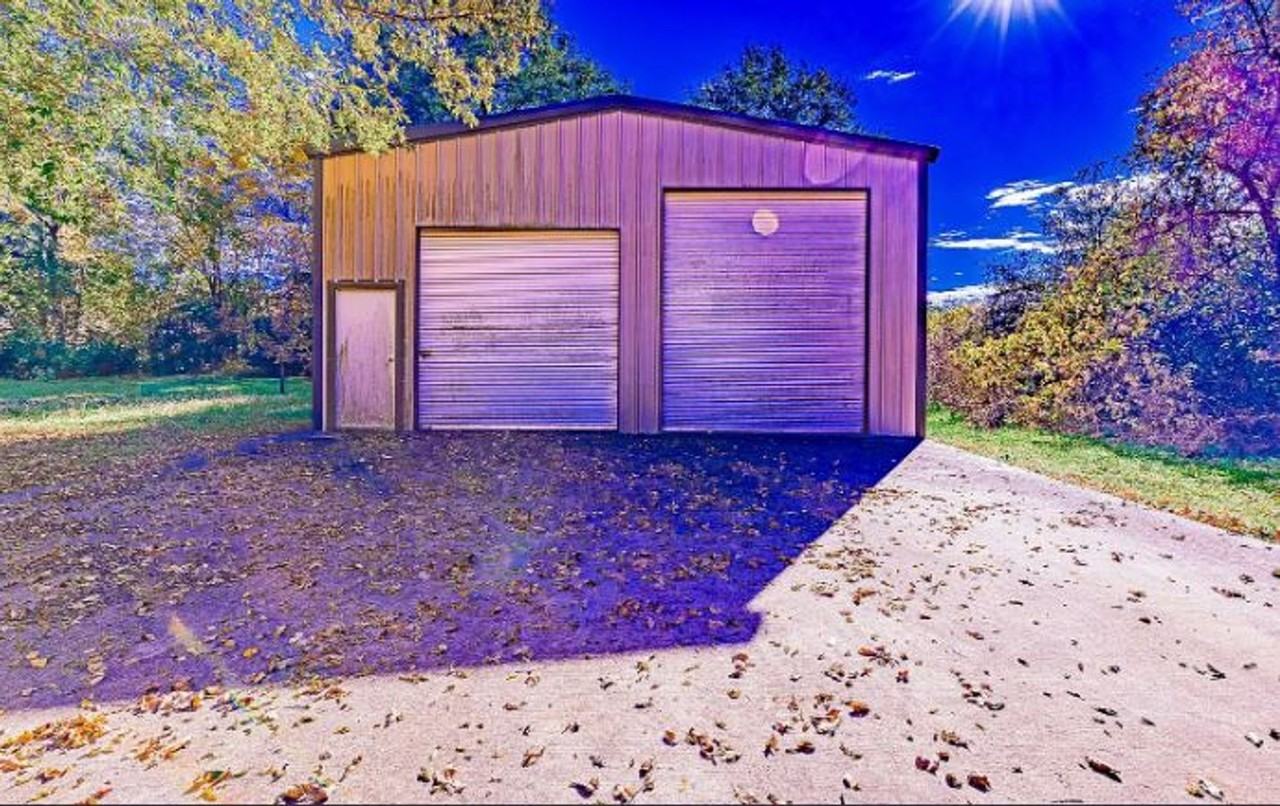 1606 S Hyde Park Ave - Photo 3 of 31