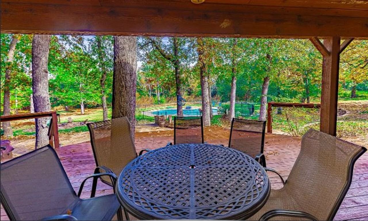 1606 S Hyde Park Ave - Photo 6 of 31