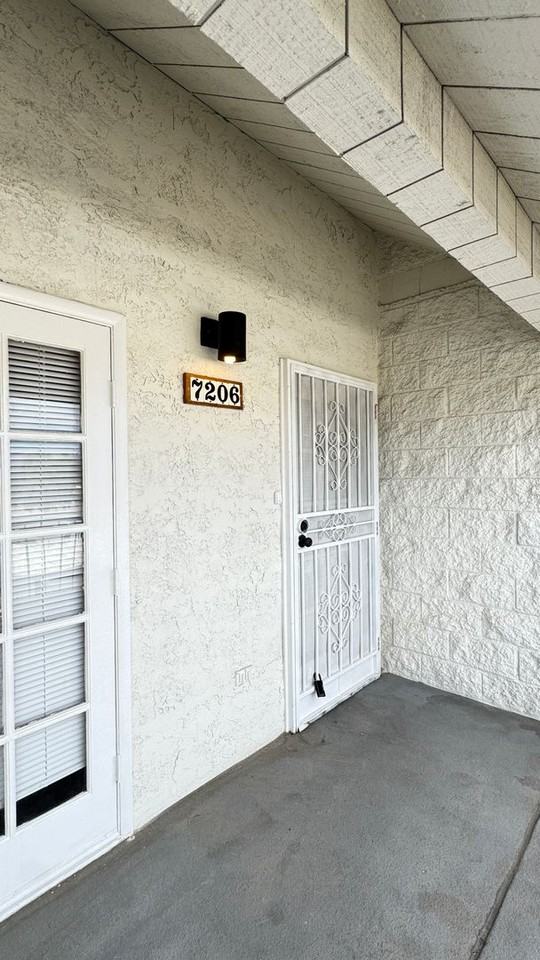 7777 E Golf Links Rd #7206 - Photo 4 of 20