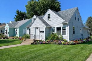 1202 S 11th Ave - Photo 1 of 1