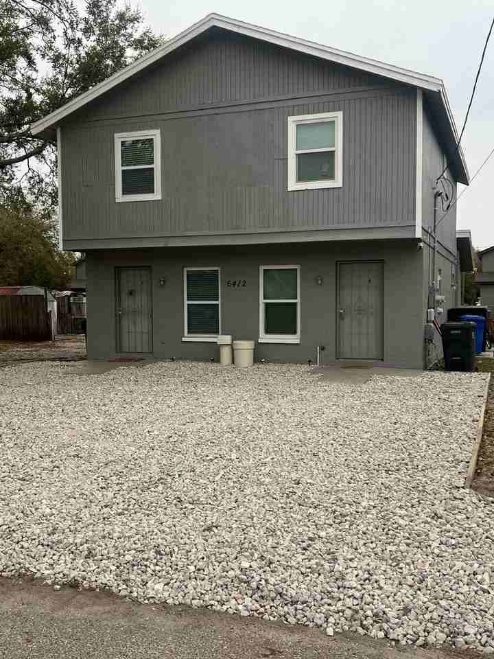 6412 Diamond St #A - Photo 3 of 17