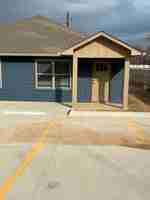 featured image of 707 W 12th St