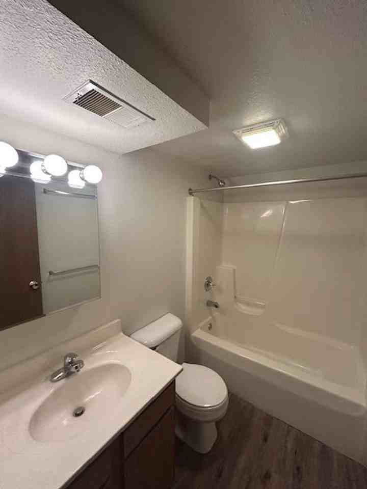 2203 Spansail Dr - Photo 6 of 9