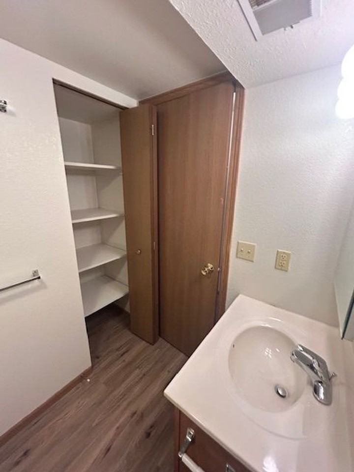 2203 Spansail Dr - Photo 7 of 9