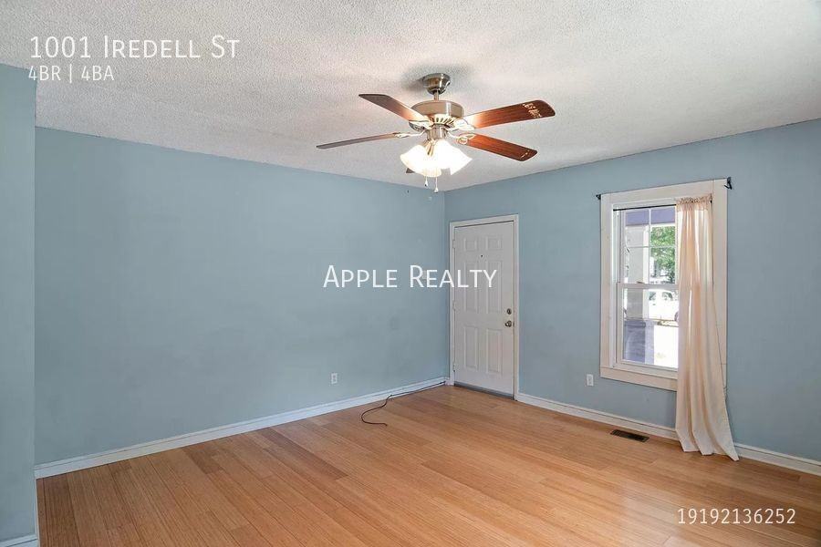 1001 Iredell St - Photo 5 of 15