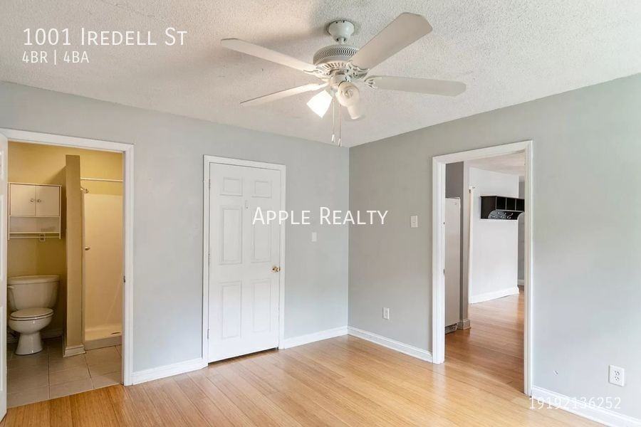 1001 Iredell St - Photo 7 of 15