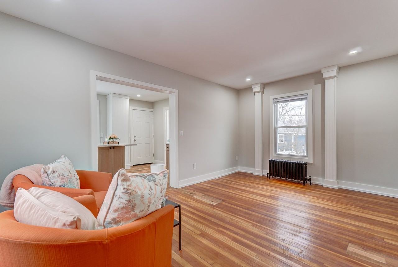 316 Tyler St - Photo 3 of 25