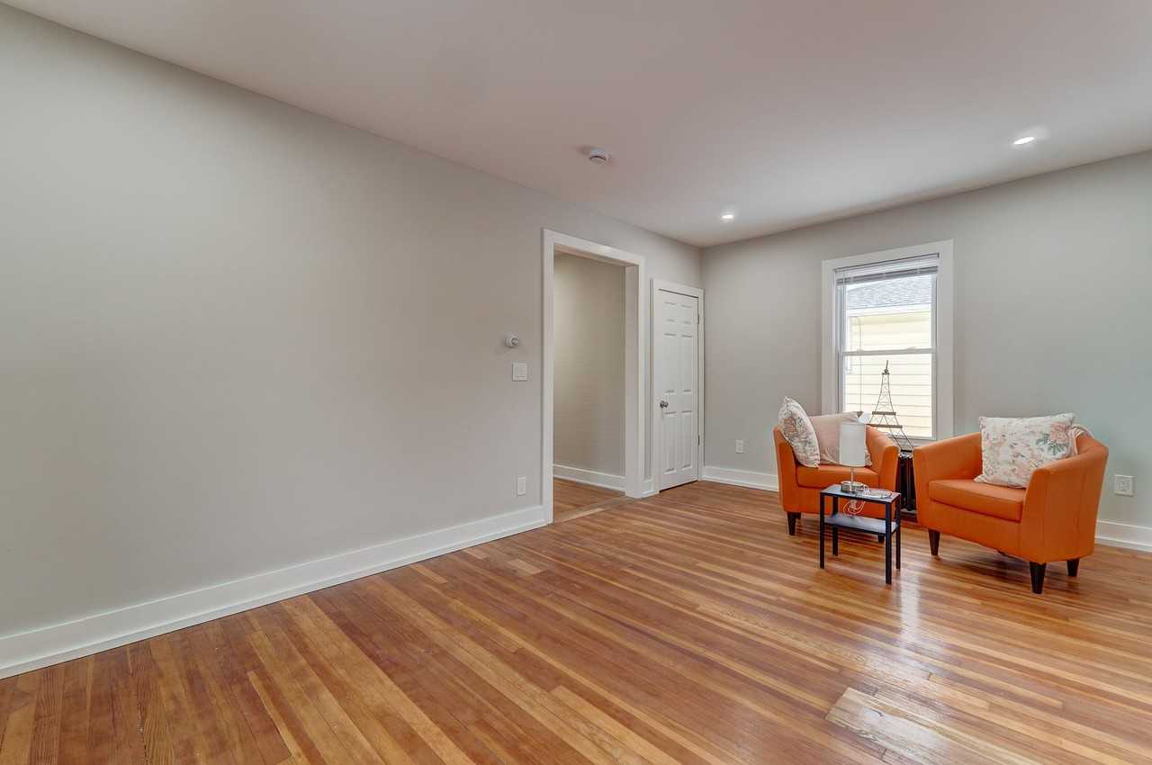 316 Tyler St - Photo 6 of 25