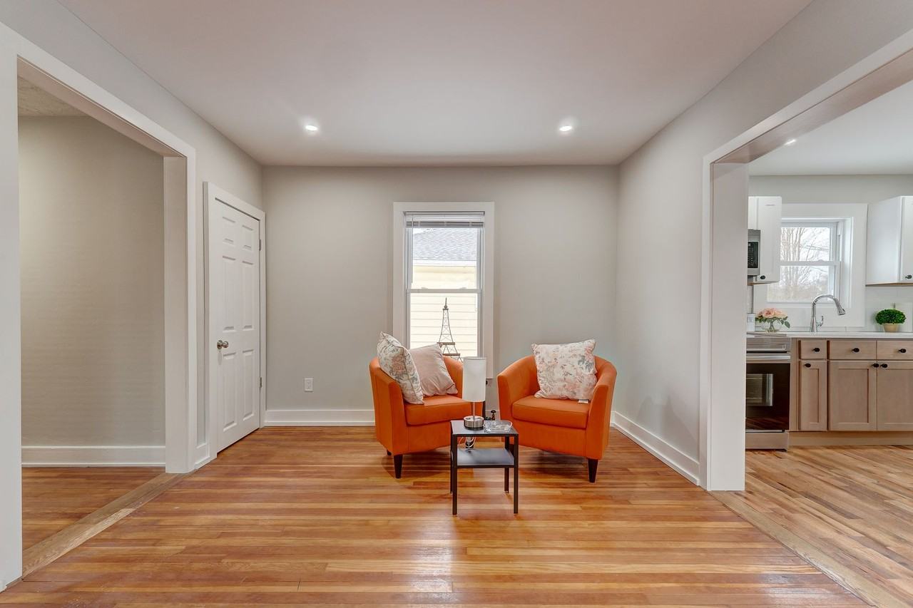 316 Tyler St - Photo 7 of 25