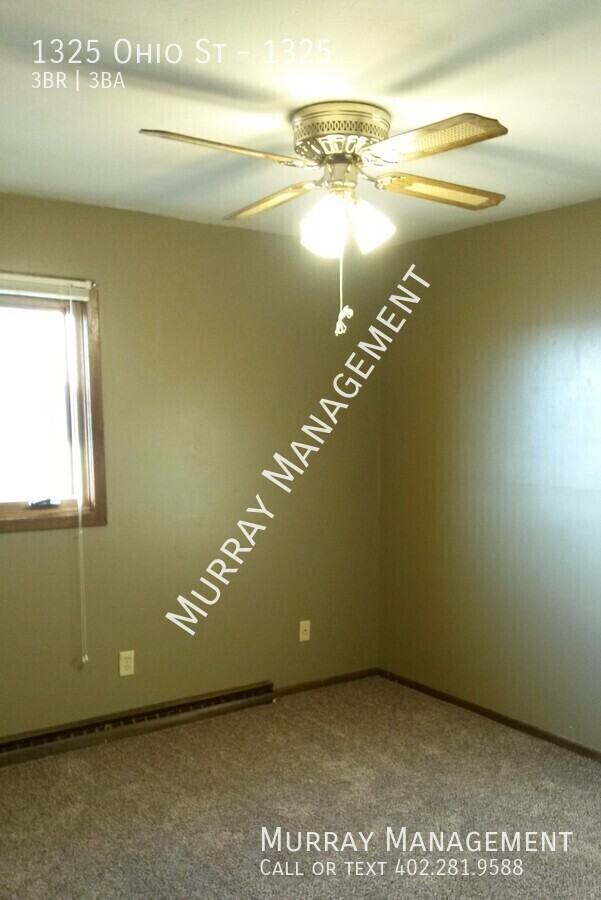 1325 Ohio St #1325 - Photo 3 of 5