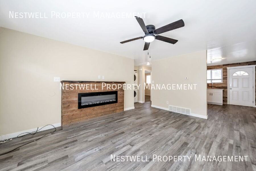 1389 S 300 E #2 - Photo 4 of 19