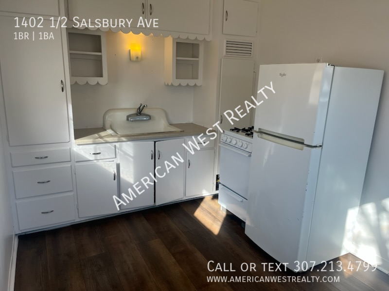 1402 1/2 Salsbury Ave - Photo 2 of 6