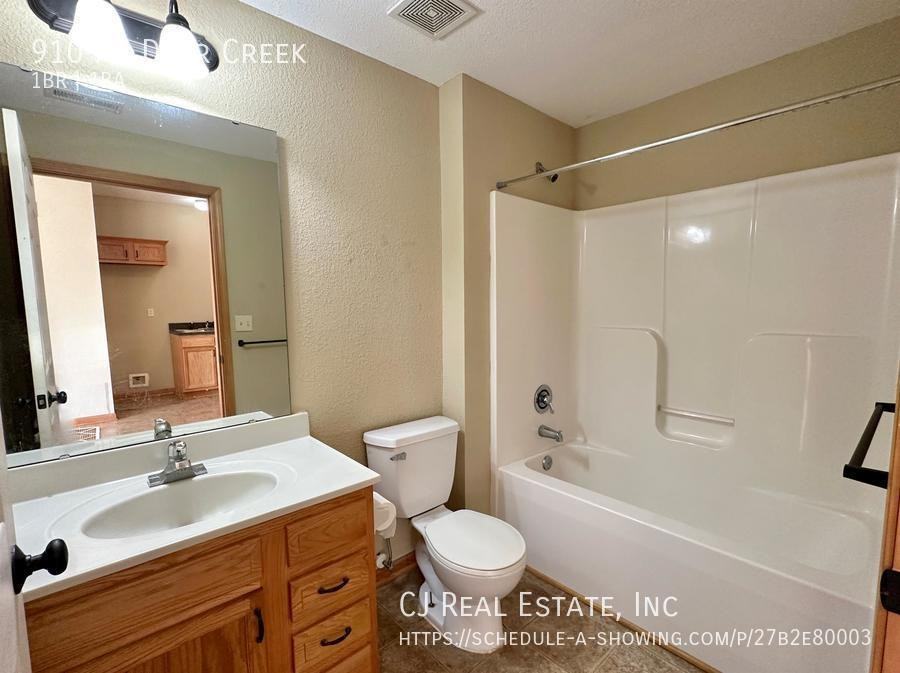 910 Ne Deer Creek Dr - Photo 6 of 15