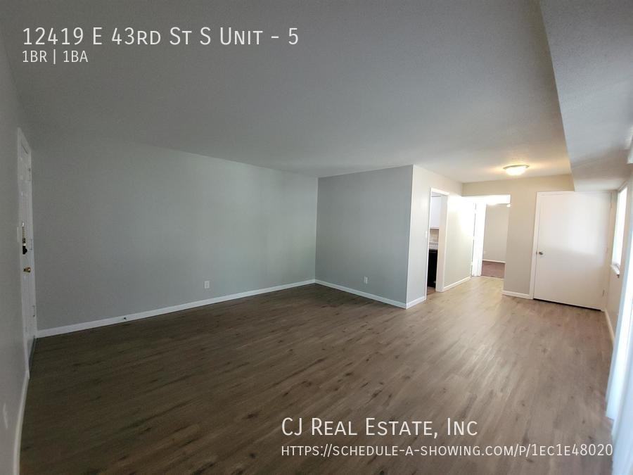 12419 E 43rd St S #5 - Photo 4 of 9