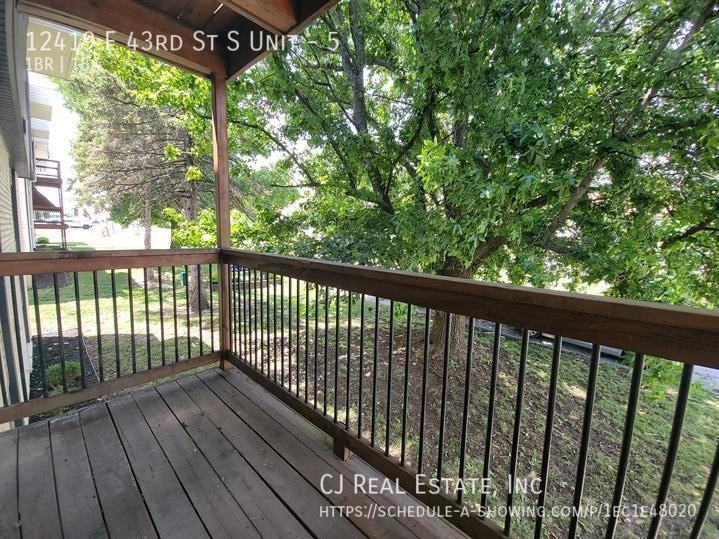 12419 E 43rd St S #5 - Photo 5 of 9