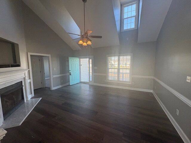 626 Edenbrook Dr - Photo 2 of 9