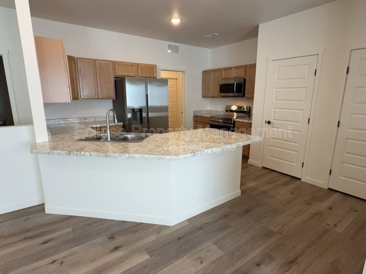 2638 2638 B 1 2 Rd - Photo 3 of 10