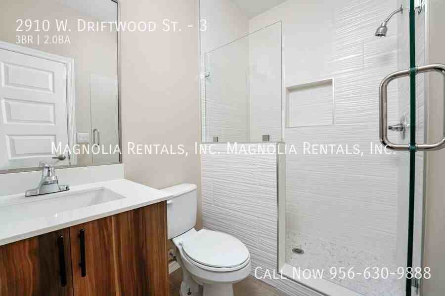 2910 W Driftwood St #3 - Photo 7 of 15