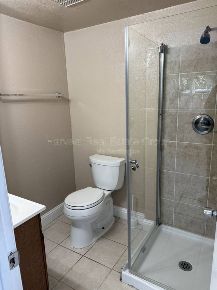 2267 Huron Dr #10 - Photo 5 of 6