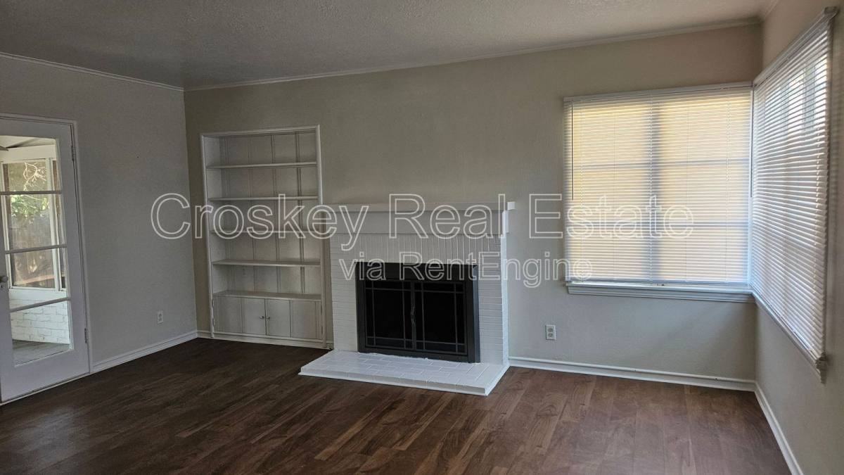 30 W 17th St - Photo 2 of 10