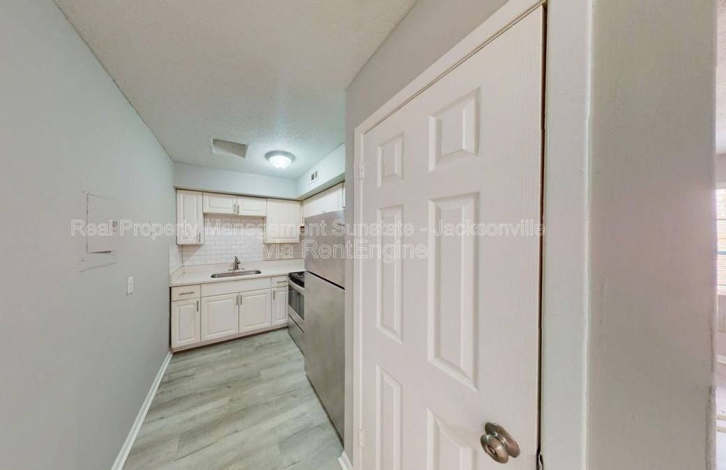 2887 Post St #5 - Photo 3 of 8