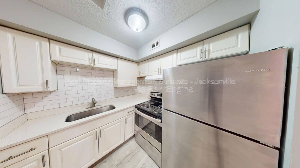 2887 Post St #5 - Photo 4 of 8