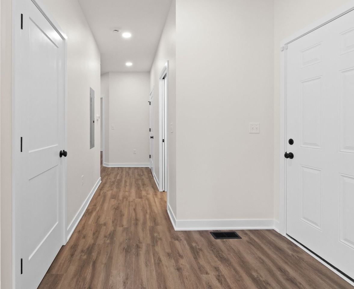 4448 Evanston - Photo 7 of 14