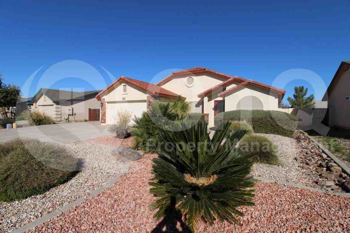 4486 E Meadow Land Dr - Photo 2 of 10