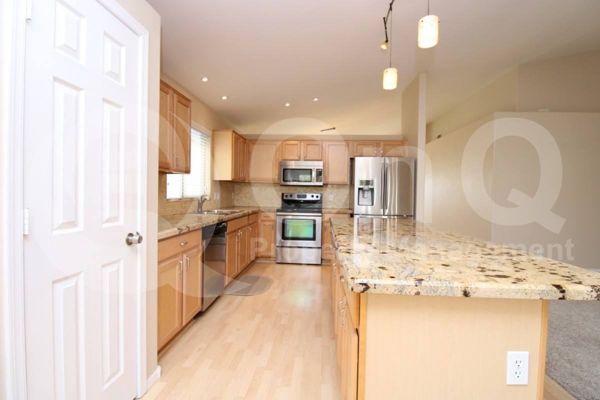4486 E Meadow Land Dr - Photo 3 of 10