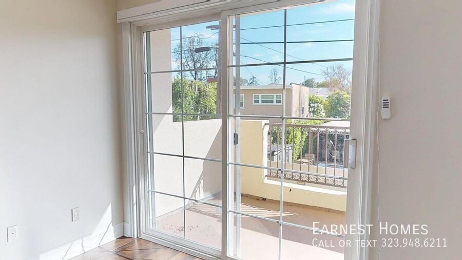 14242 Burbank Blvd #104 - Photo 4 of 22