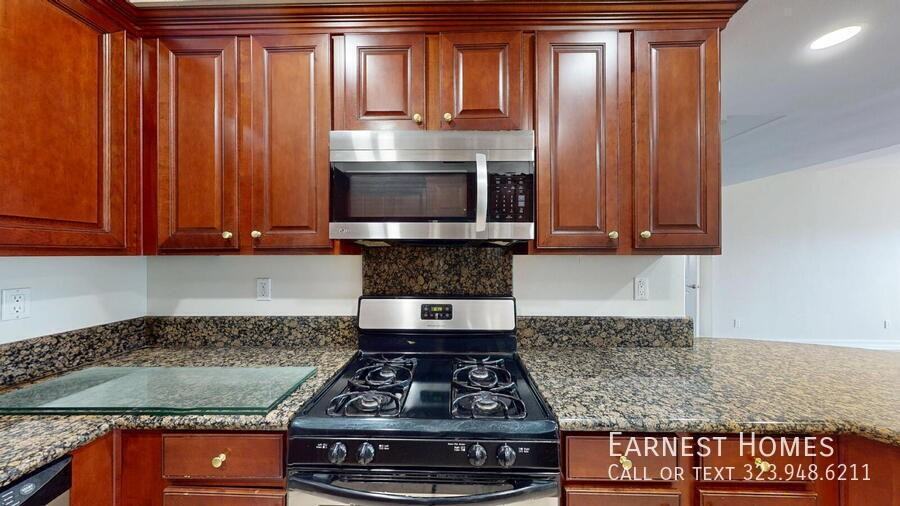 14242 Burbank Blvd #104 - Photo 7 of 22