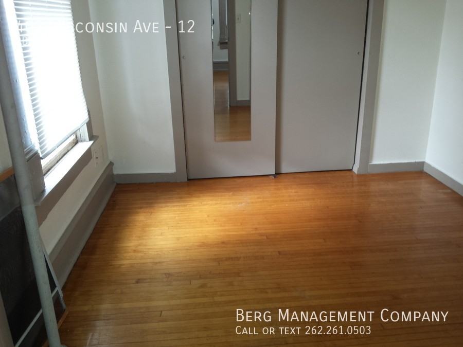 402 Wisconsin Ave #12 - Photo 3 of 5