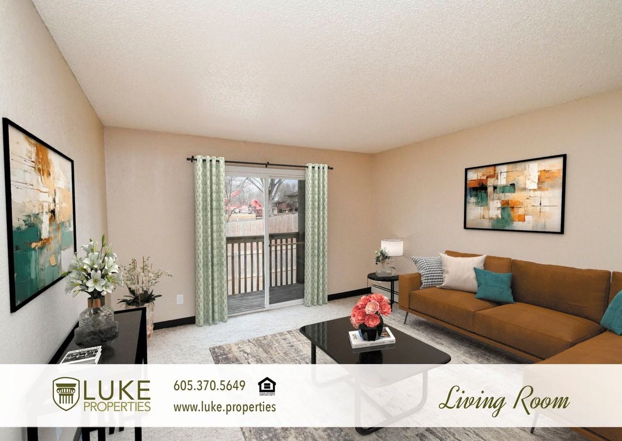 401 S Sycamore Ave #202 - Photo 4 of 12