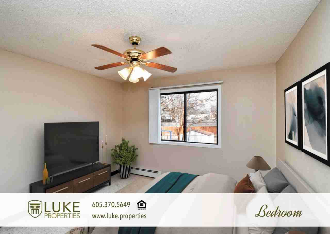 401 S Sycamore Ave #202 - Photo 6 of 12