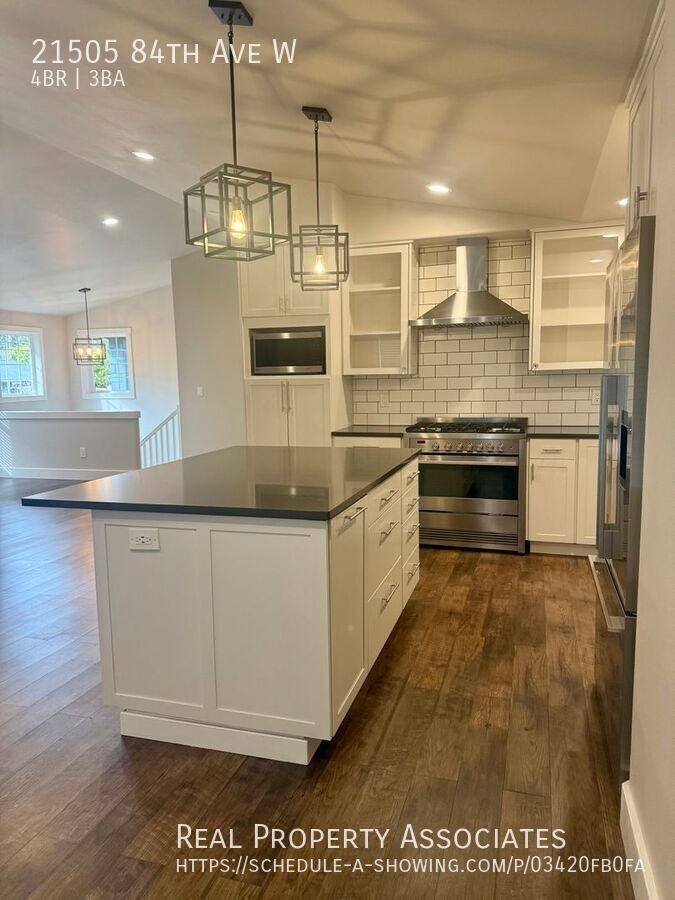 21505 84th Ave W - Photo 4 of 30