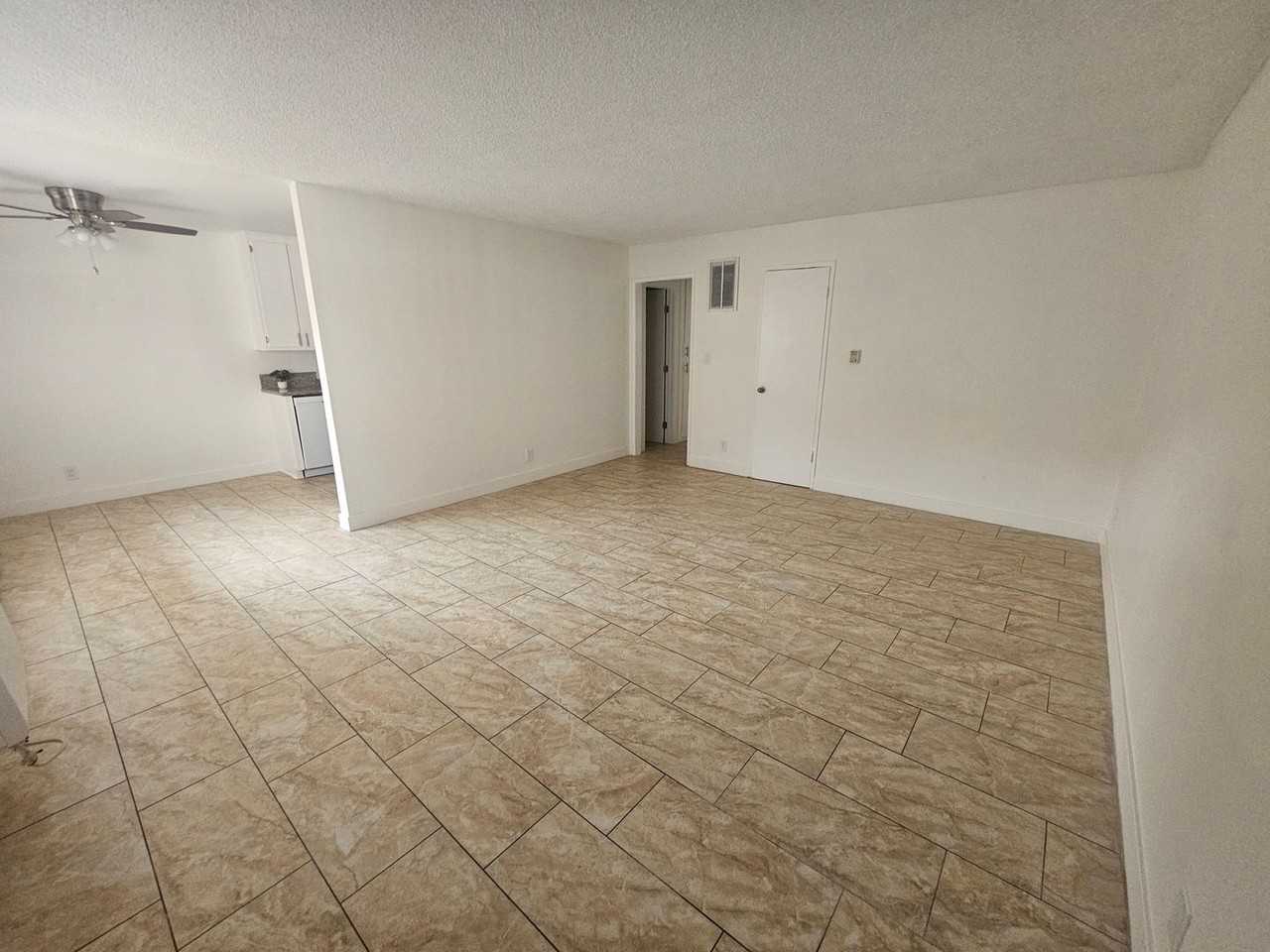 15523 Rayen Street - Photo 4 of 50