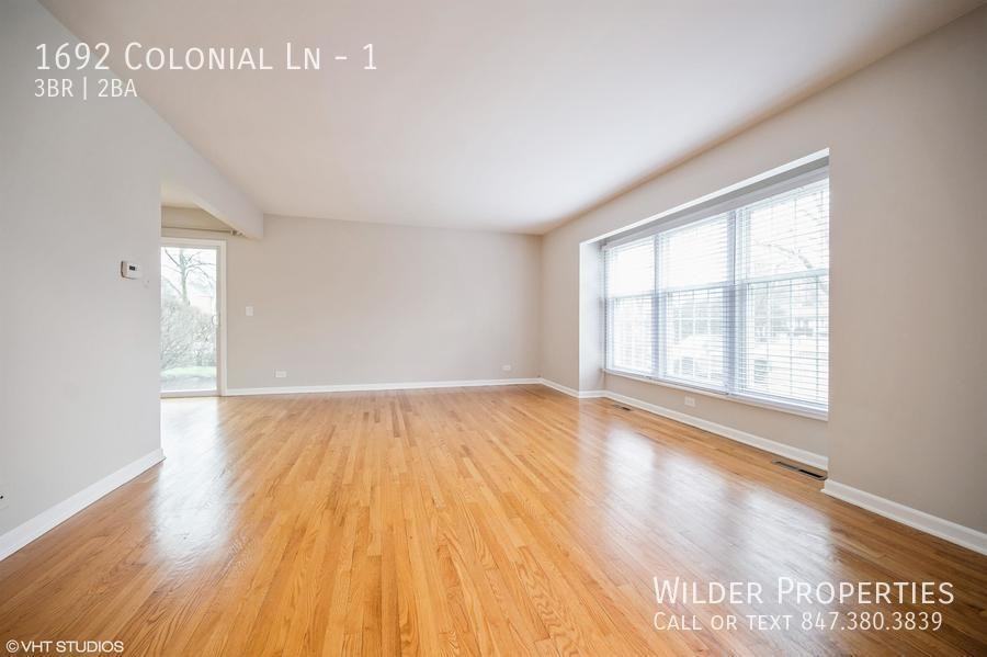 1692 Colonial Ln #1 - Photo 2 of 10