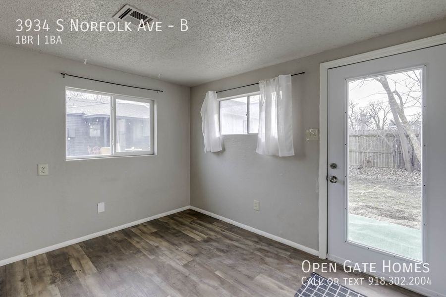 3934 S Norfolk Ave #B - Photo 6 of 15