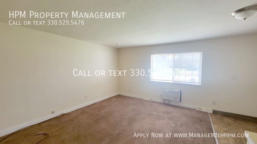 551 Baltimore Ave - Photo 2 of 6