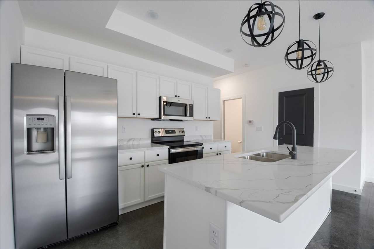 3311 Stoneway Ct - Photo 5 of 15