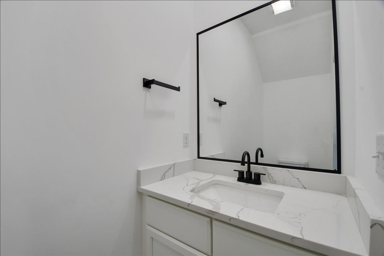 3311 Stoneway Ct - Photo 6 of 15