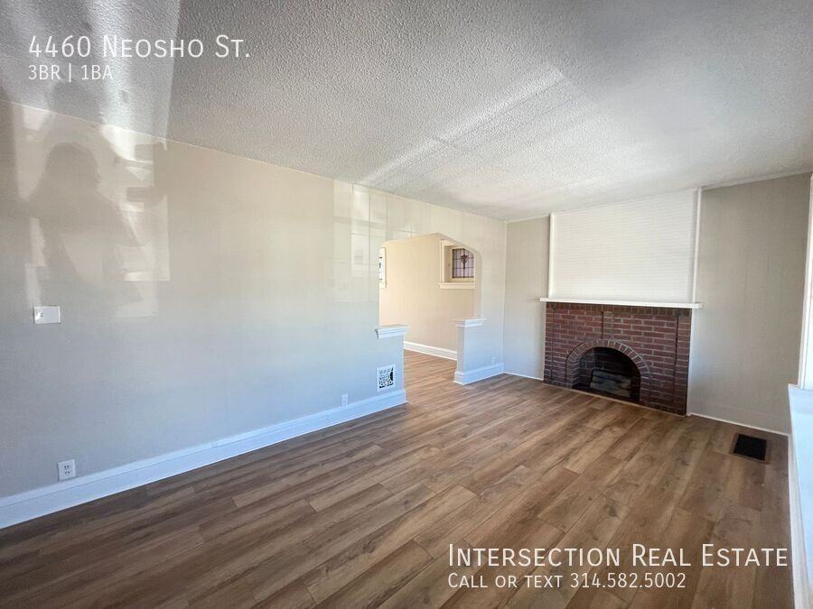 4460 Neosho St - Photo 6 of 27