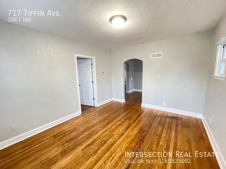 717 Tiffin Ave - Photo 3 of 16