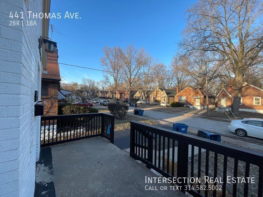 441 Thomas Ave - Photo 3 of 19